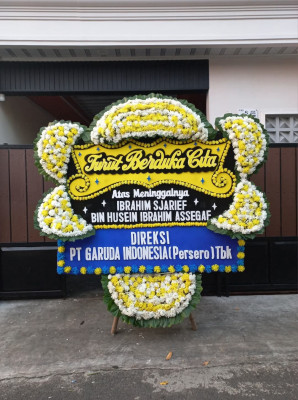 Papan Bunga Duka di Larangan Utara