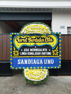 Papan Bunga Duka di Larangan Utara
